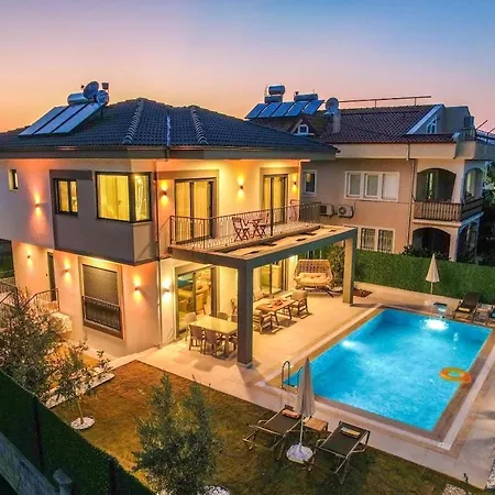 Βίλα Luxury In The Center Of - Ezel Hanim *