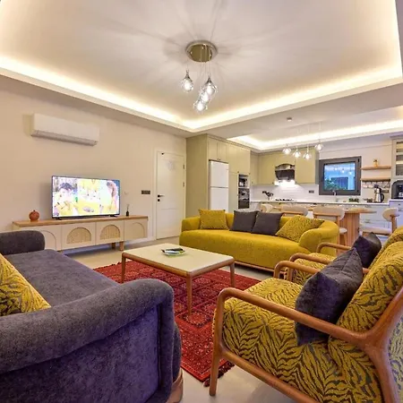 Βίλα Luxury In The Center Of - Ezel Hanim *