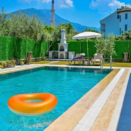 Βίλα Luxury In The Center Of - Ezel Hanim *